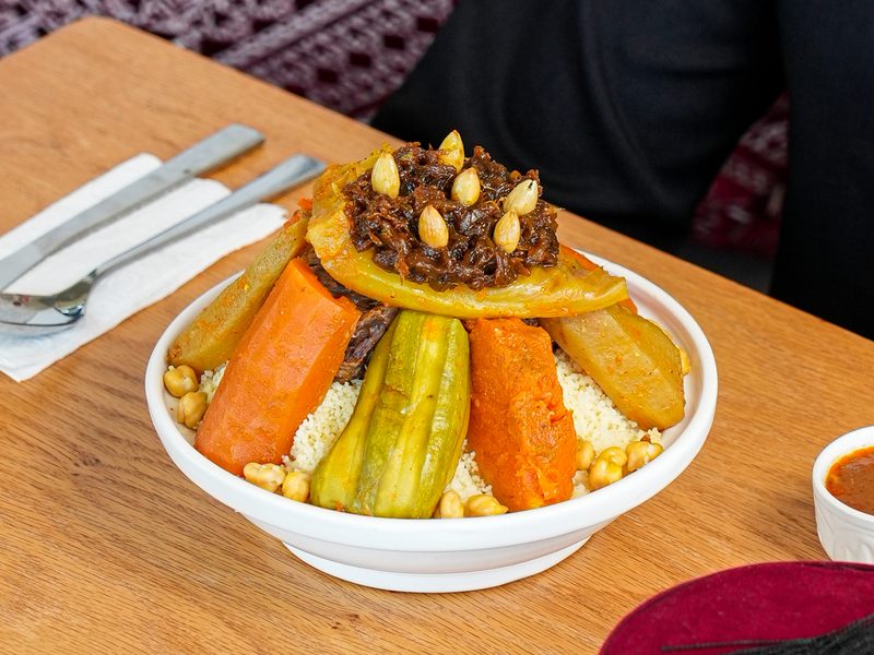 Photographe culinaire au Maroc — couscous aux légumes