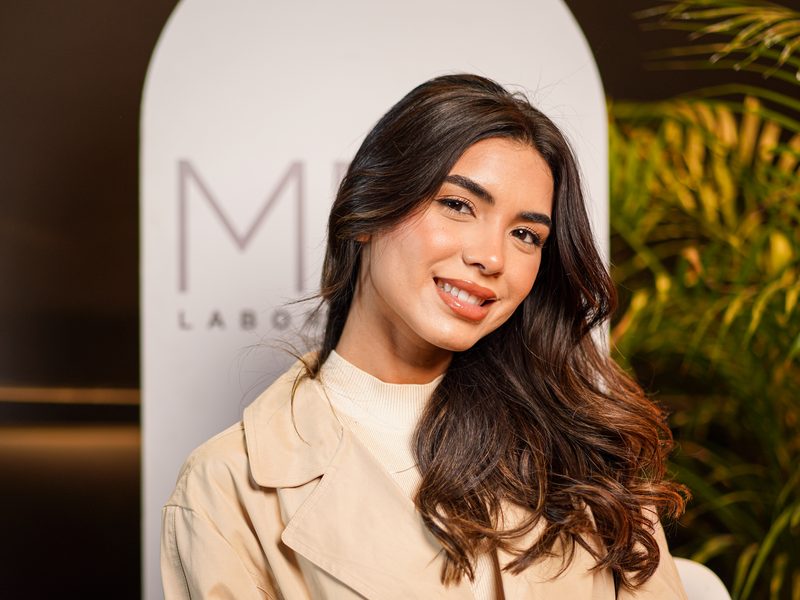 Portrait photography in Morocco — Portrait in a beige coat