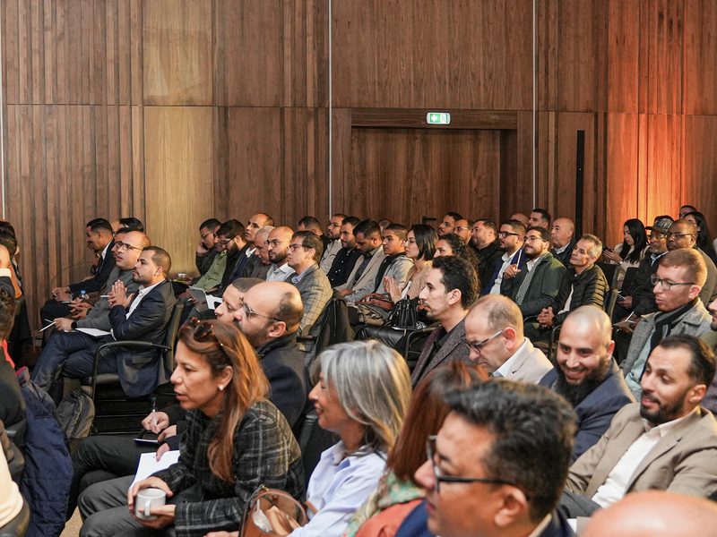Vidéo entreprise à Casablanca — public d'une conférence